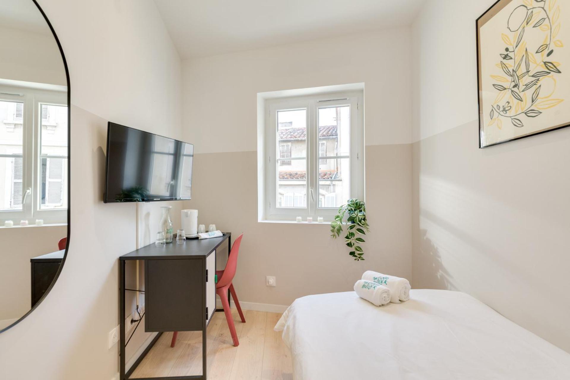 Le 30 - Hypercentral Hotel